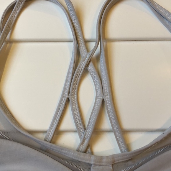 Lululemon white crisscross spaghetti strap sports bra - Picture 7 of 10